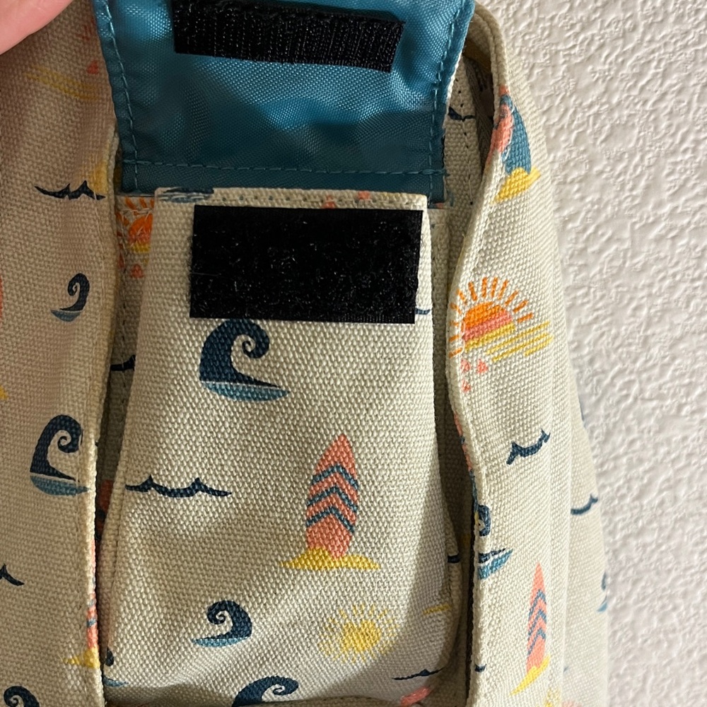 Kavu Cream Sling Bag with Surfboard Print - Picture 4 of 11
